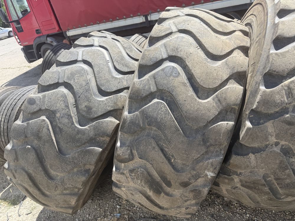 Anvelope 4 buc Vola  Michelin 23,5R25 in stare buna