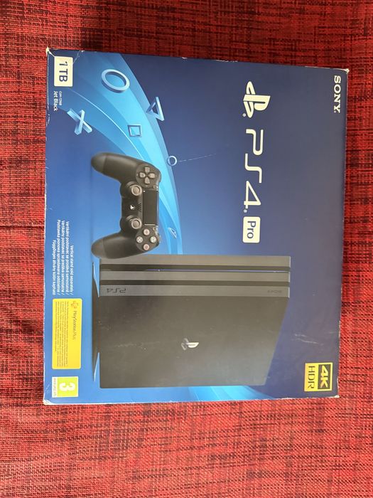 Playstation 4 pro + 3 controlere gen 2