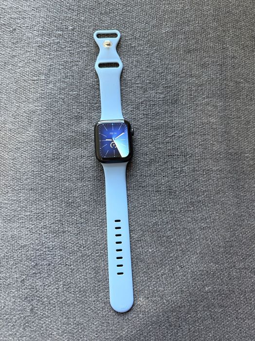 Apple Watch SE 44mm