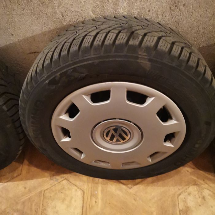 Гуми 195/65 15 с джанти за Vw