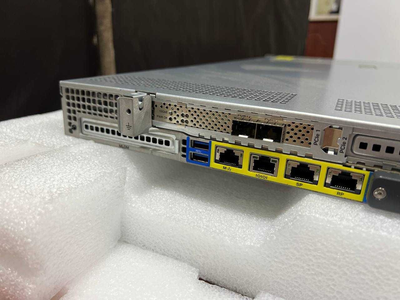 НОВЫЙ. Сервер Cisco UCS C220 M4 1U 28 ядерный (на уровне HPE Gen9)