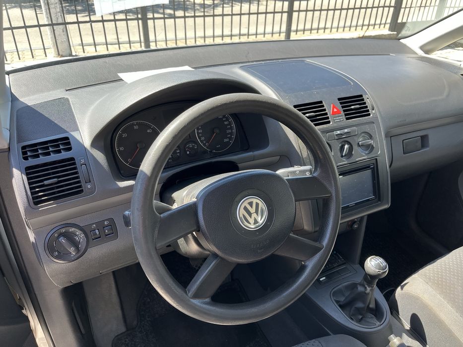 VW TOURAN 1.9 105k.s