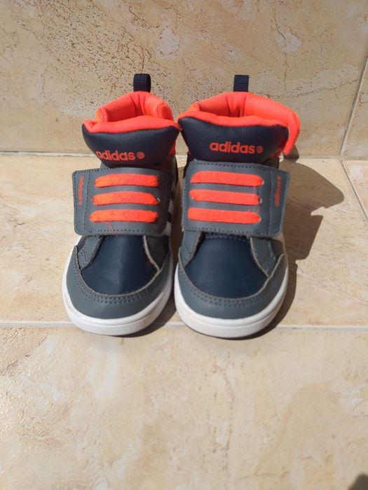 Adidas -  готини детски маратонки