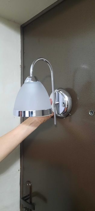 Светильники настенные