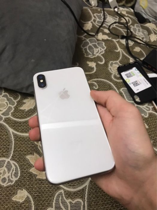 Телефон iphone x
