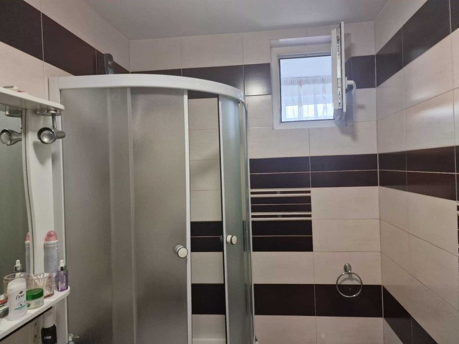 Ap 3 Cam Calea Romanului Orion 80mp la cheie renovatMobilat decomandat
