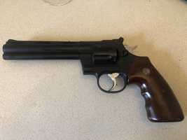 Pistol bricheta Colt 45,aspect realistic