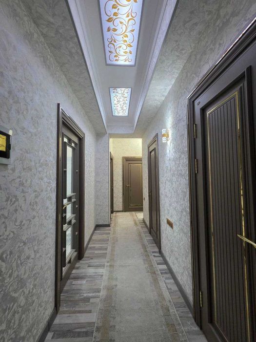 Продаётся передел в 3х комн квартира на 4 этаже Ор-р Крытый рынок