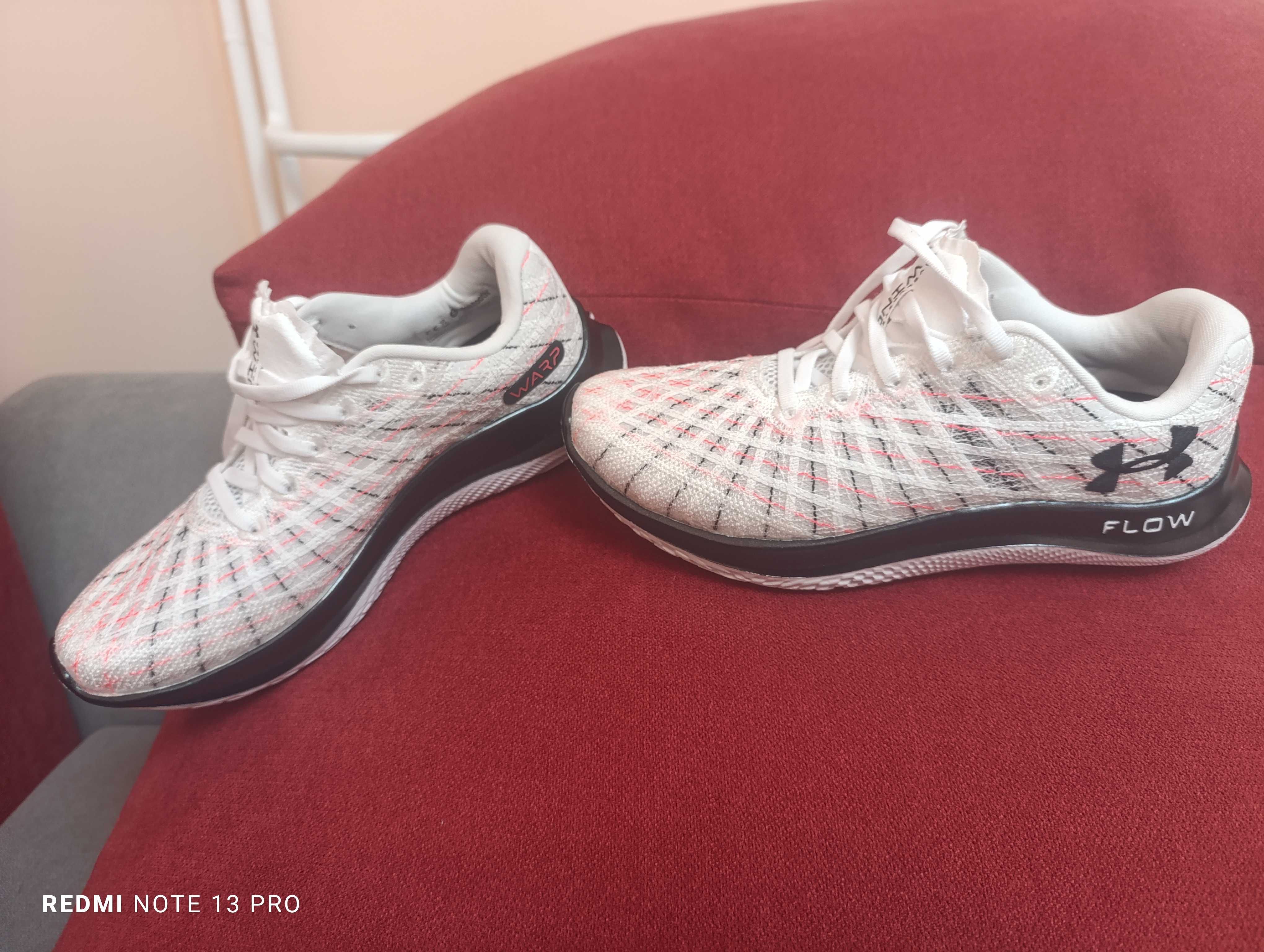 Under armour Flow velociti wind