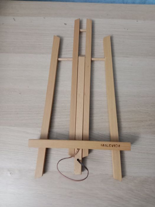 Продам настольный мольберт