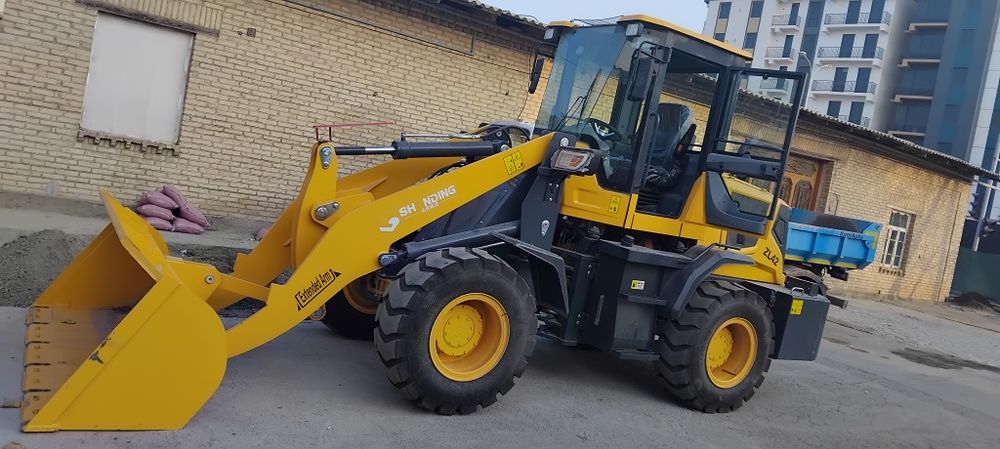 Пагрузчик 1.5 куб новий масла