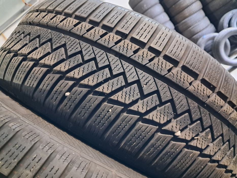 Anvelope second iarna 225 60 R17 Continental