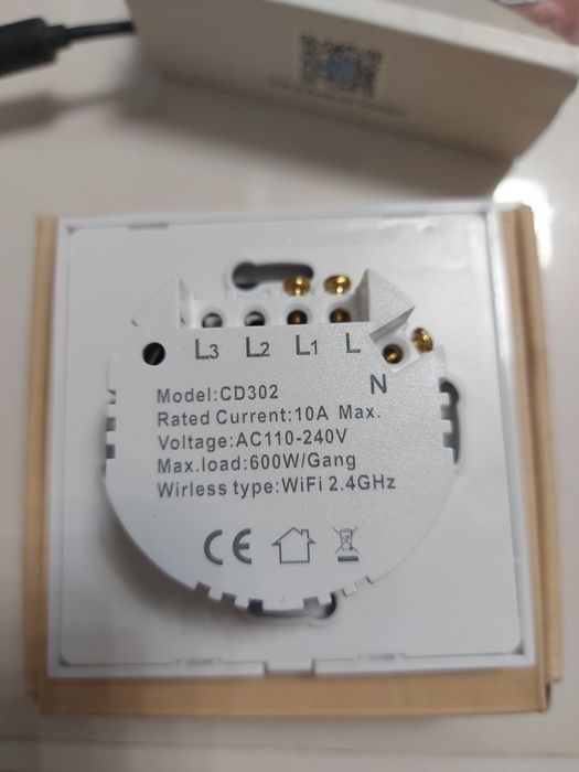 Întrerupător Smart WiFi CD302