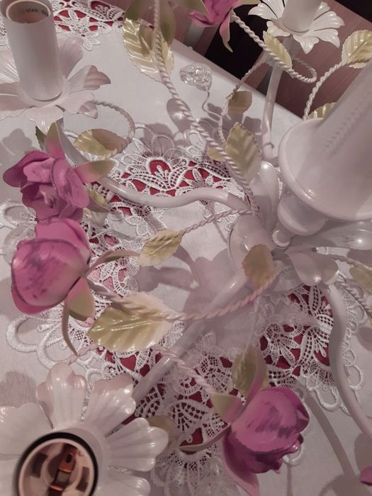 Vand lustra cu cinci becuri