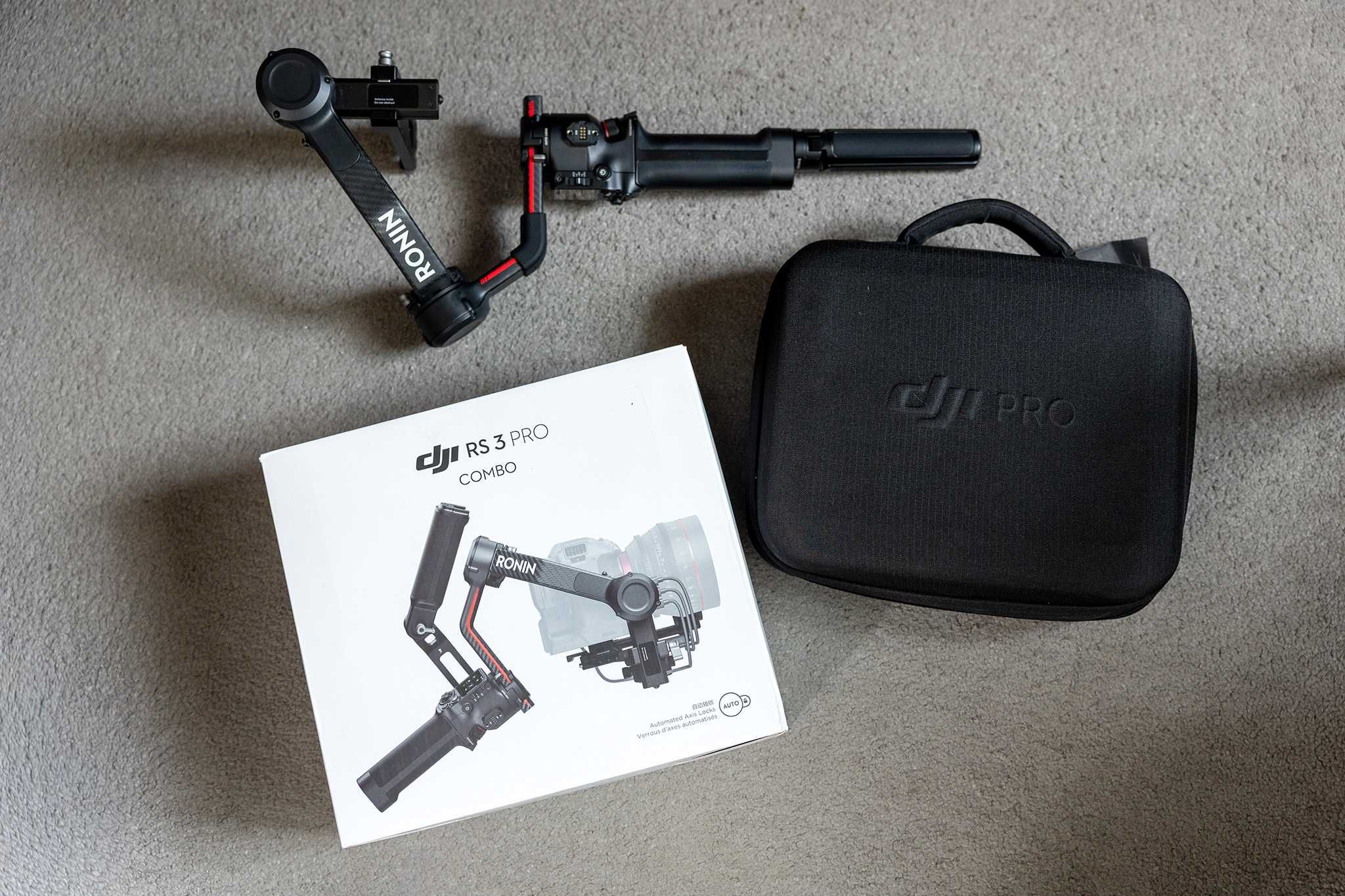 Гимбъл DJI RS 3 Pro Combo с гаранция, перфектно състояние