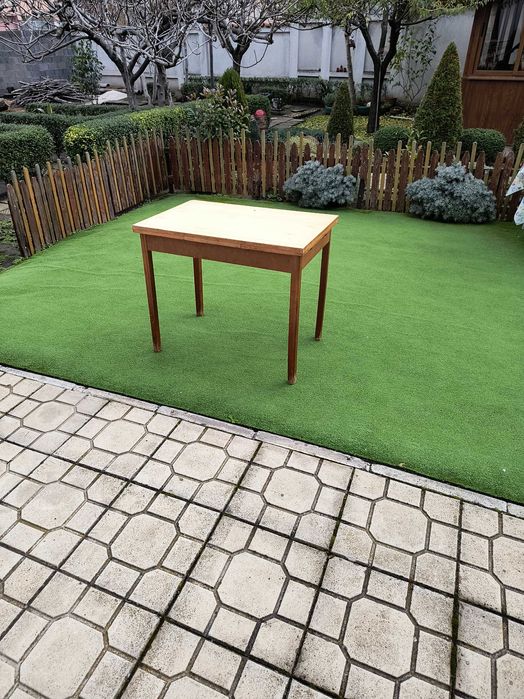 Маса за хранене,сгъваема,в Бургас за 40 лева,