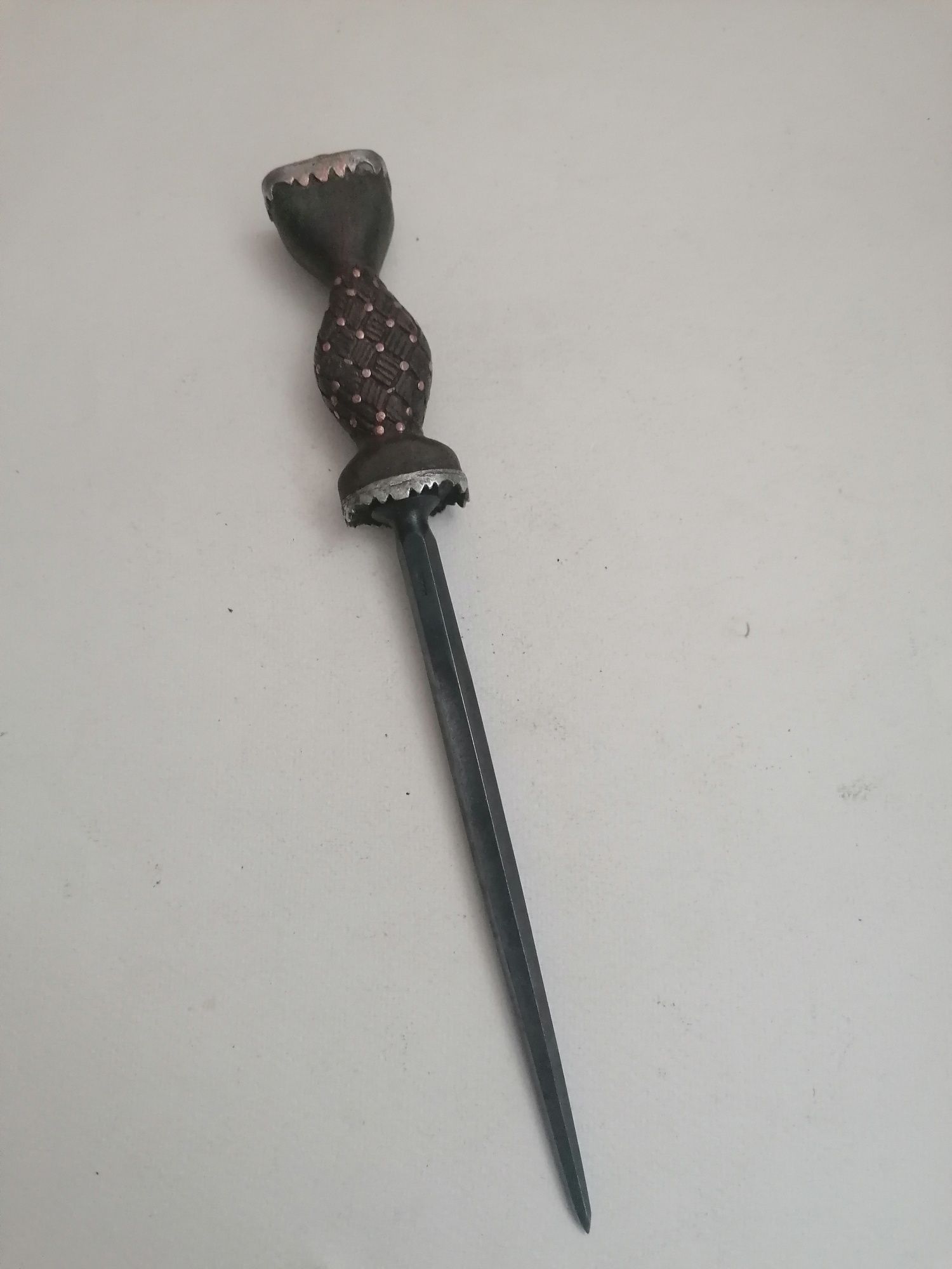 Pumnal cutit vintage