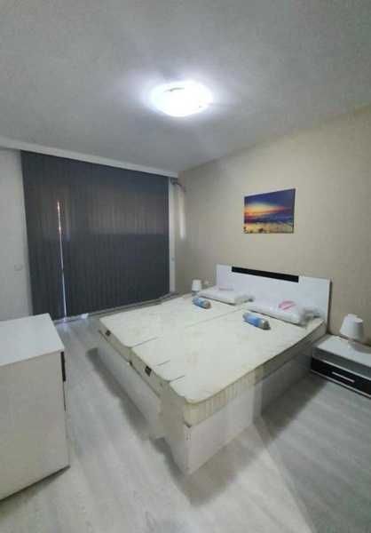 Дава се под наем Двустаен апартамент в Пловдив, Център - 65 кв.м за 500 € - Снимка #2