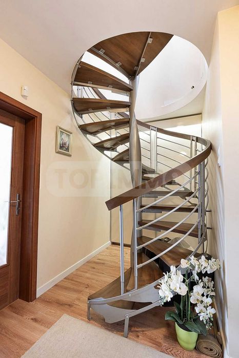 Продава се Тристаен апартамент в Варна, Бриз - 145 кв.м за 2311 €/кв.м - Снимка #10