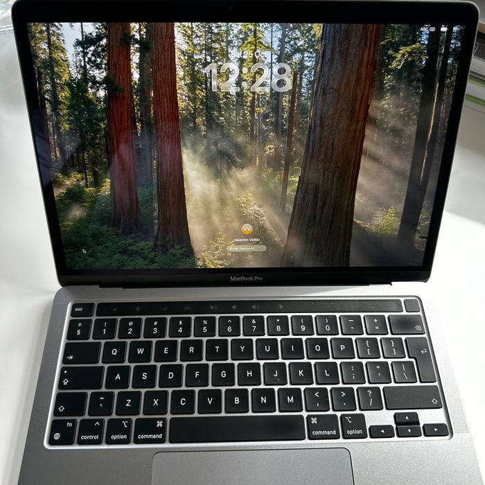 MacBook Pro 13” (M1, 2020)