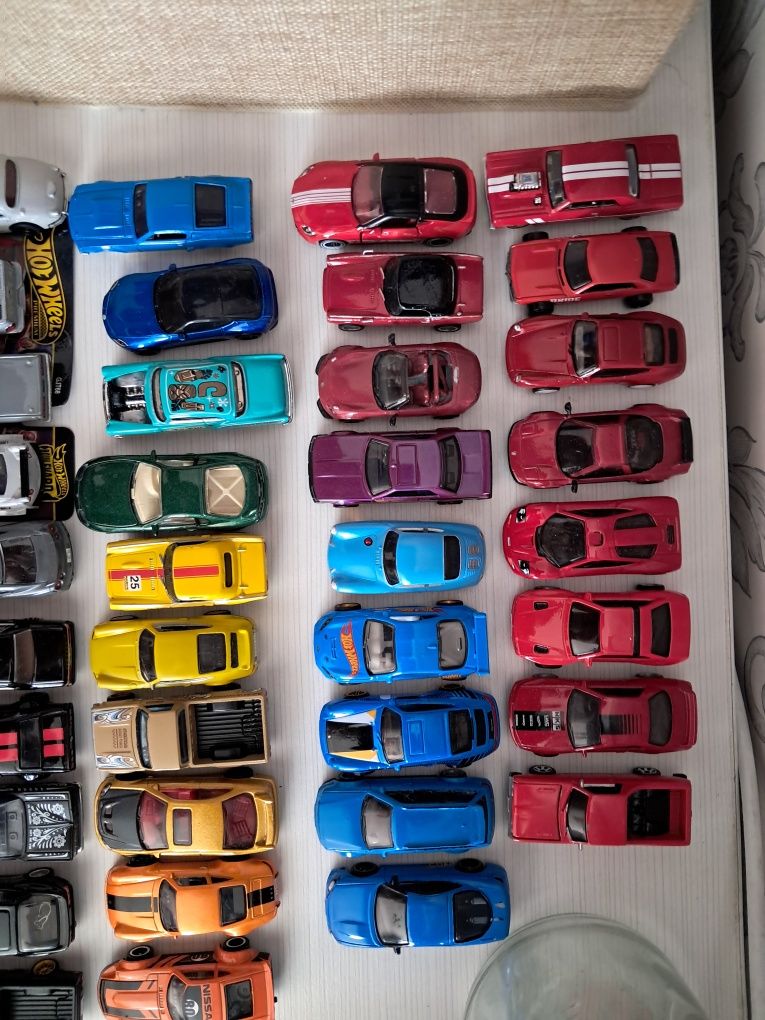 Hot Wheels колички