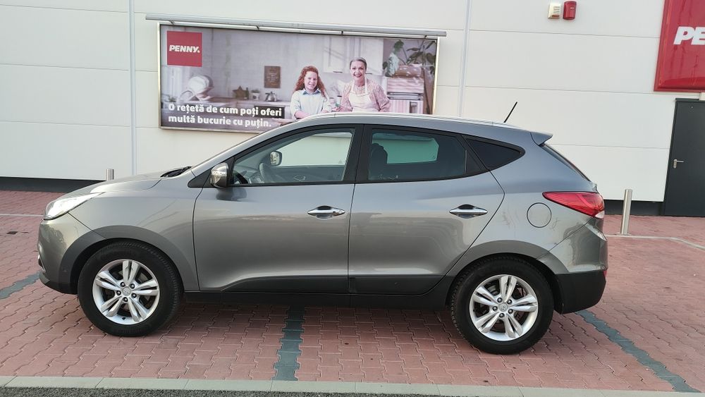 Hyundai xi35,2.0 Diesel,185 cp,4x4,An2012,Automată,Piele,Panoramic,Nav