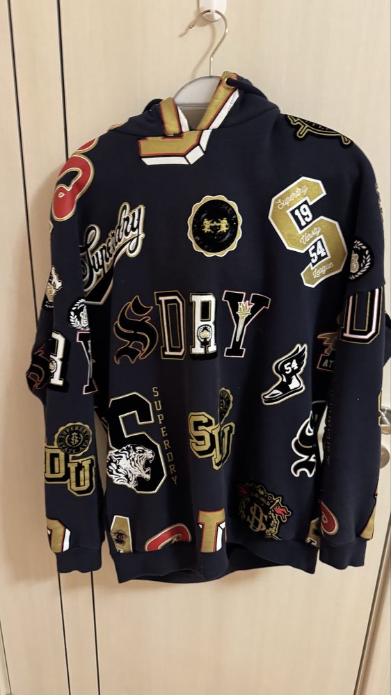 суитшърт Superdry