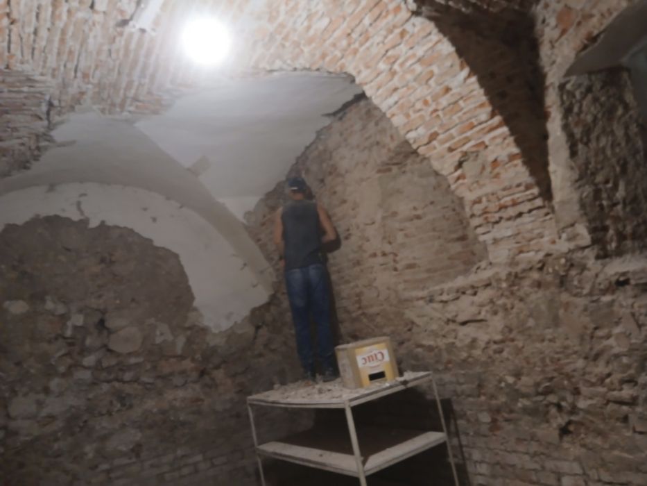 Constructi interioare si exterioare