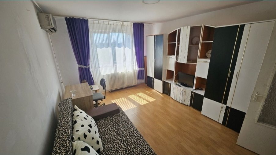 Inchiriez Apartament ursului, Uta,  Arad