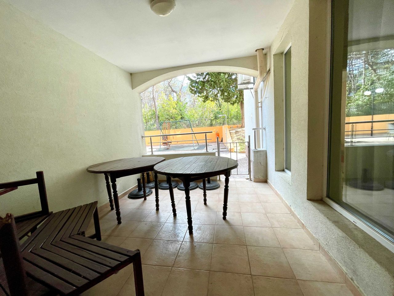 Продава се Тристаен апартамент в Поморие - 83 кв.м за 844 €/кв.м - Снимка #10