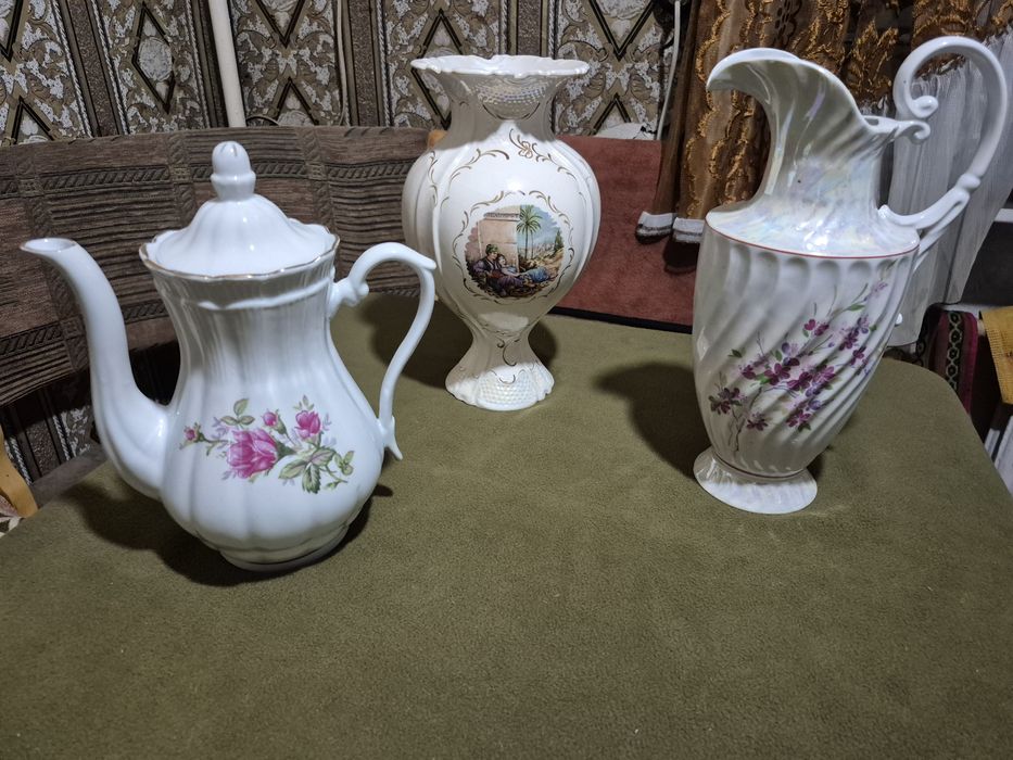 Кувшины для напитков новые хорошего качества