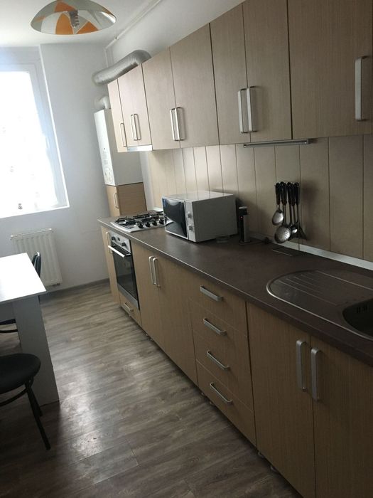 Închiriez apartament cu 2 camere la Ared-Kaufland Banu Mărăcine   (KFC