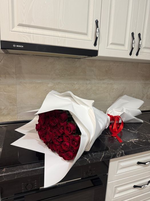 Голандские метровые розы свежие можно договориться 51 шт роз