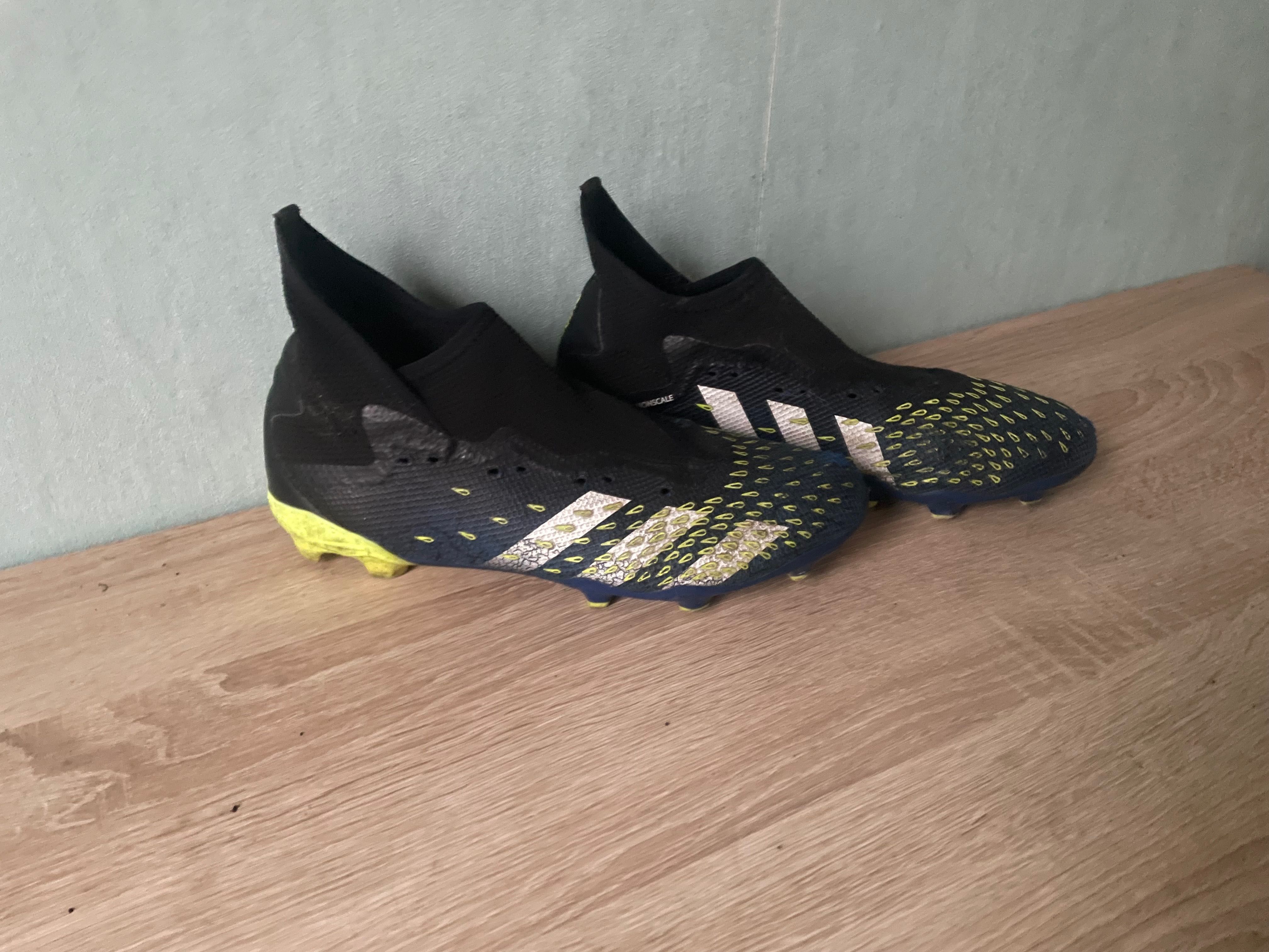 Adidas Predator Green Blue