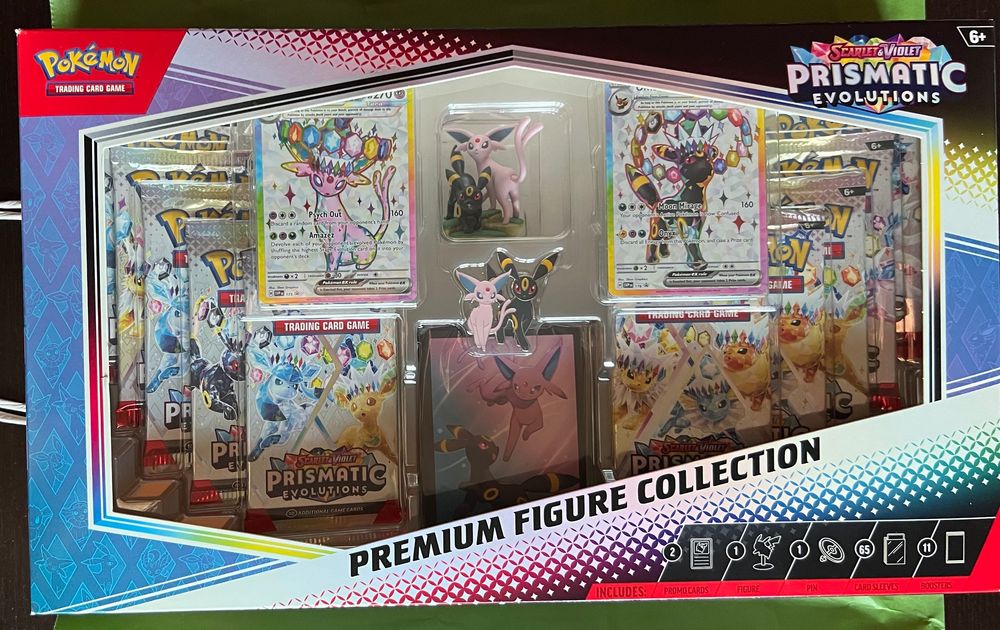 Scarlet & Violet - Prismatic Evolutions Premium Figure Collection
