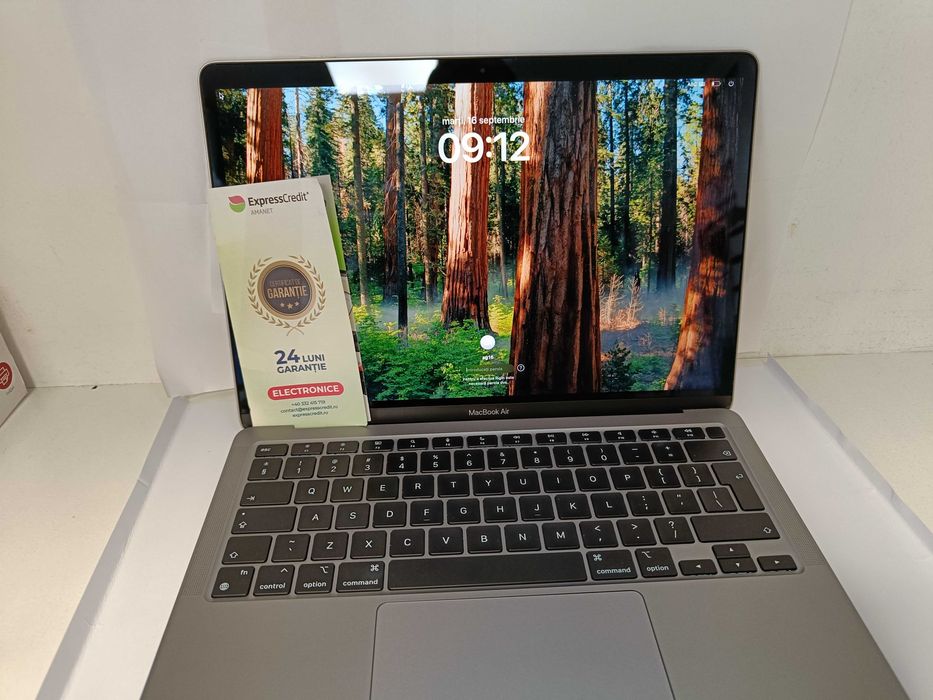 Macbook M1 Air 13 inch (Ag16 Moldova b31591) - Garantie 2 ani!
