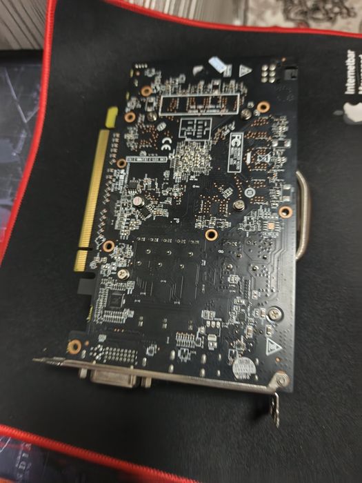 Video karta RX 580 8 gb