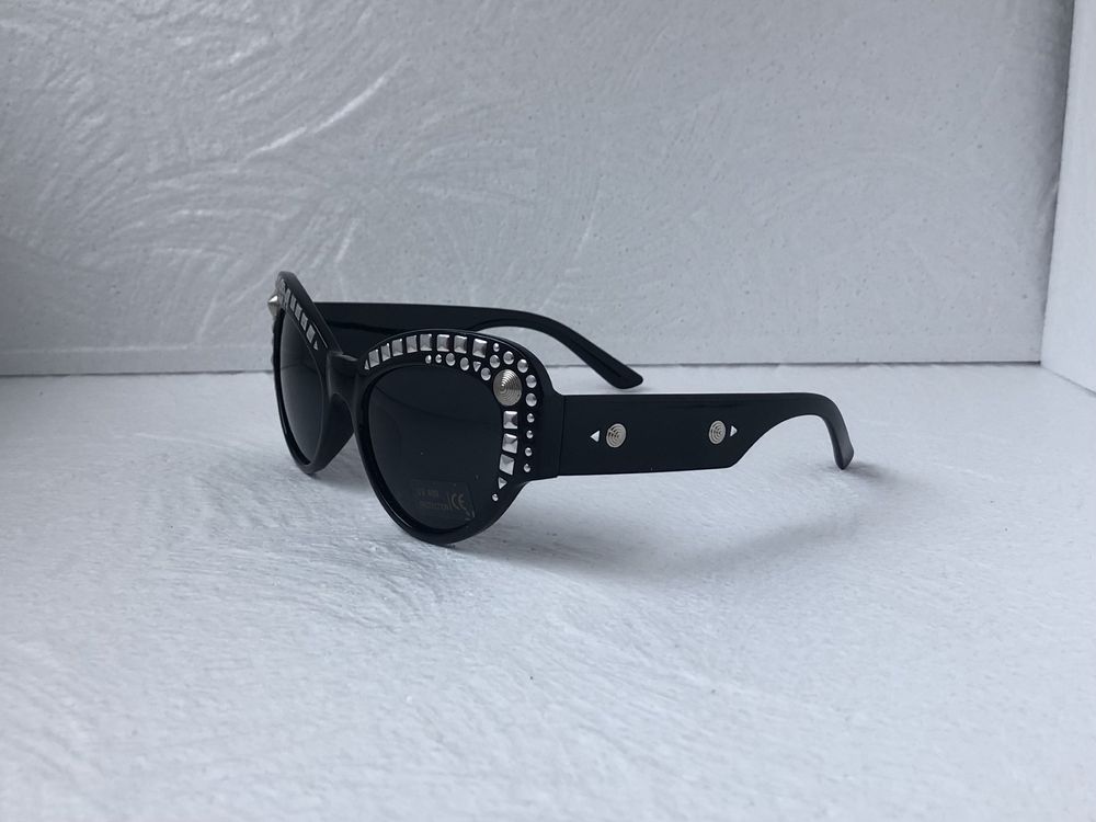 Versace Дамски слънчеви очила котка черни с капси  VE 2130