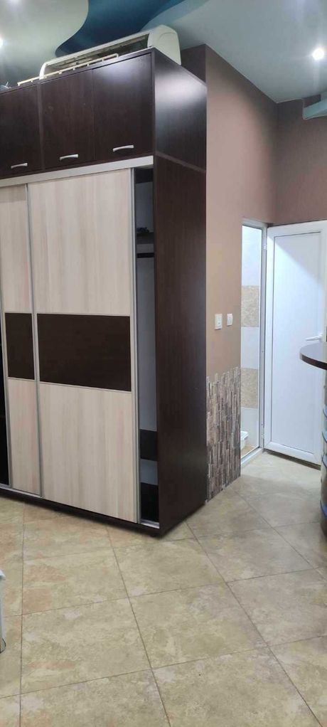 Дава се под наем Едностаен апартамент в Пловдив, Център - 30 кв.м за 204 € - Снимка #4