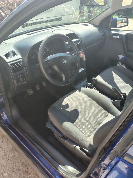 Vând Opel Astra G