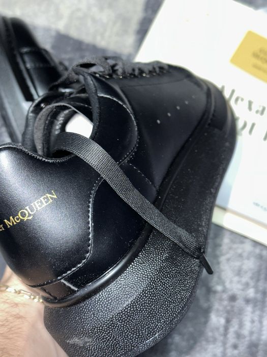 Alexander McQueen Premium