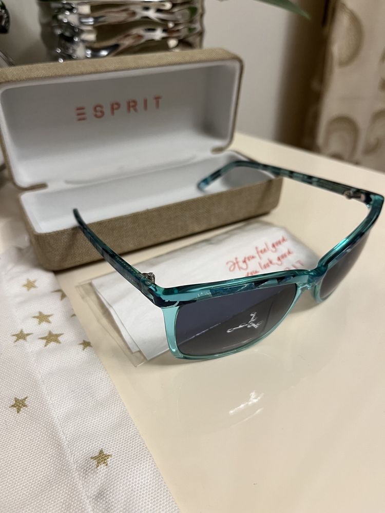 Нови дамски очила Liu Jo, Esprit u Elegance