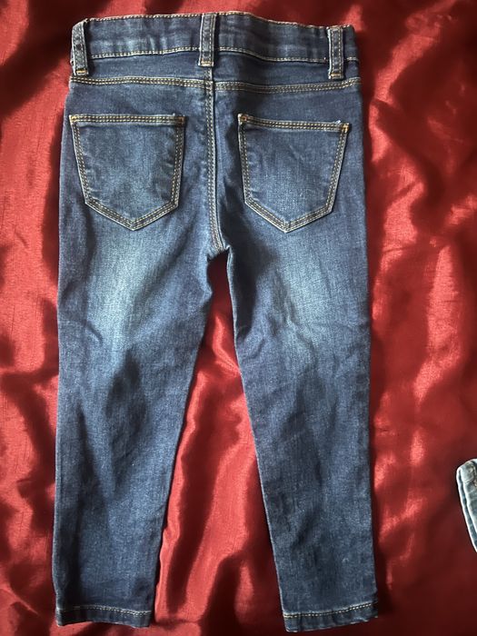 Детски дънки 2-3 г