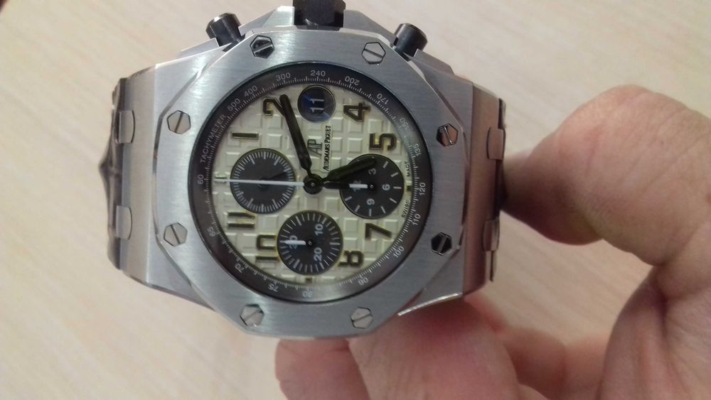 Продам наручные часы