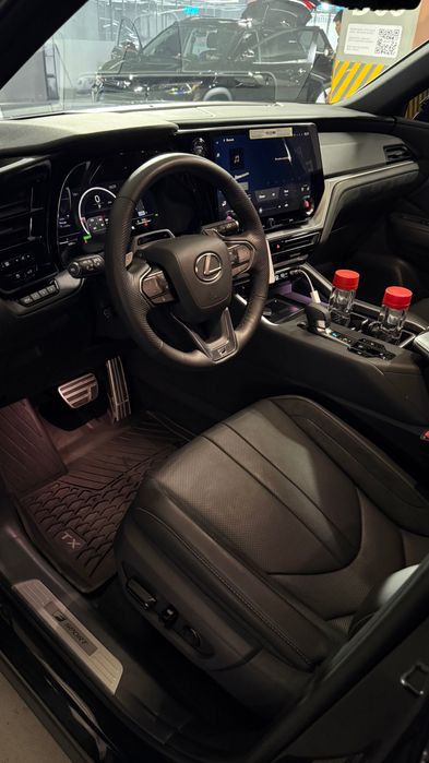 Lexus TX 500 F sport 2025