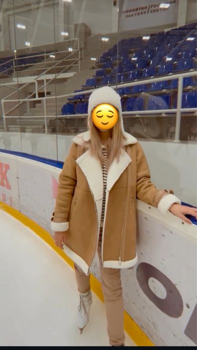 Дубленка и шапка