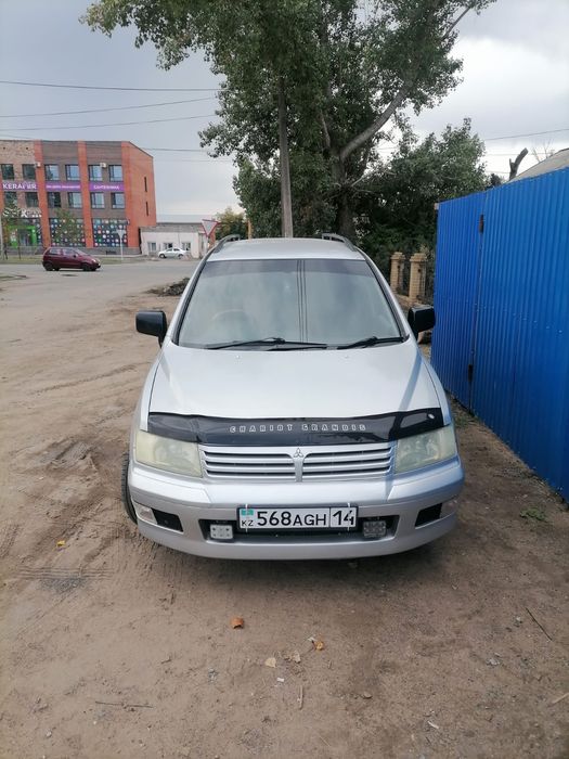 Продам машину Митсубиси шариот