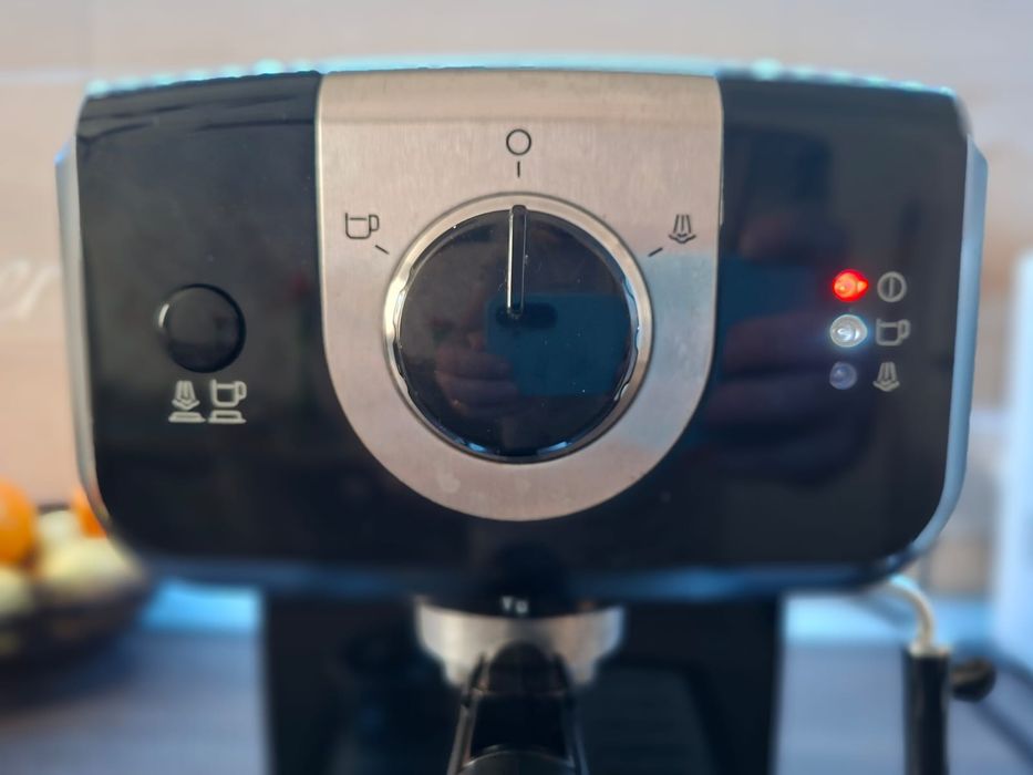 Espressor manual Krups, 1050 W, 15 bar, 1.5 L, Dispozitiv spumare