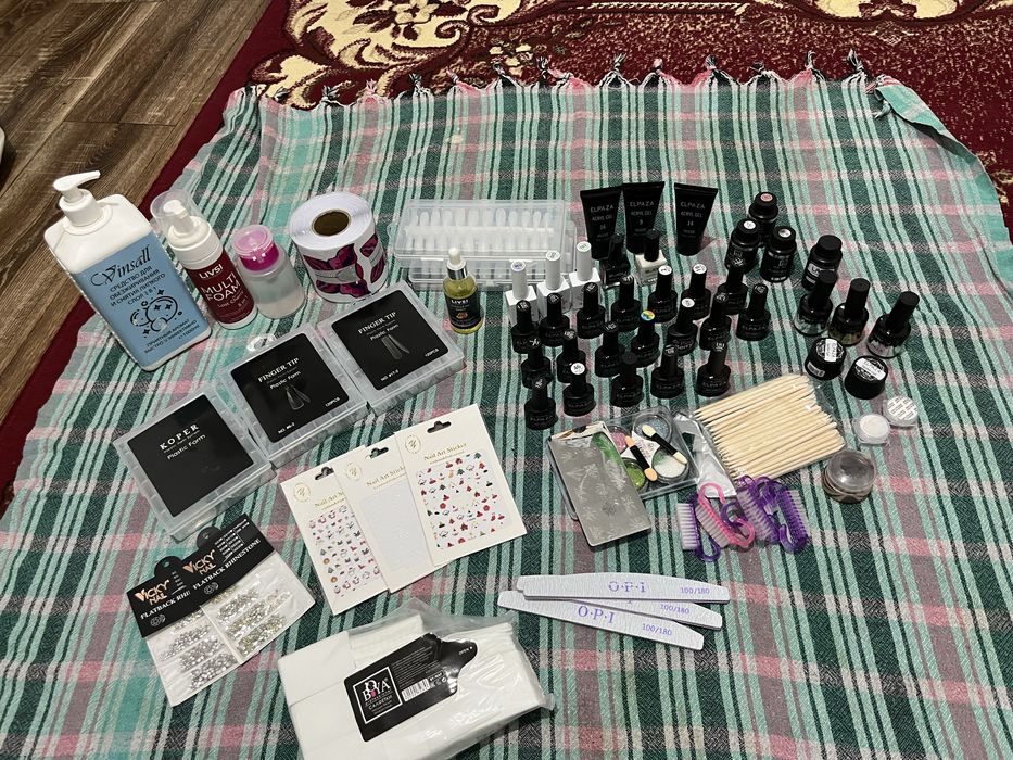 Продам набор для маникюра