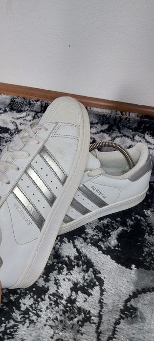 Adidaşi Adidas Superstar mărimea 37 1/3